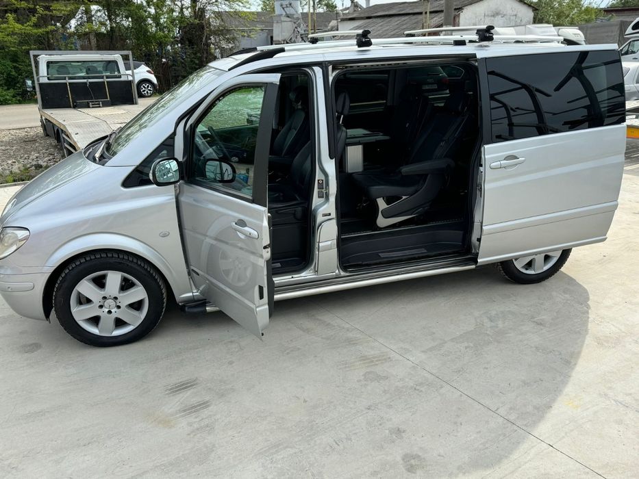 INCHIRIEZ Mercedes Vito Viano 8 Locuri  7 Locuri Masina de Vacanta