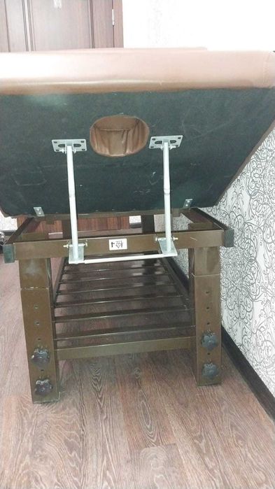 Продам массажное кресло Б/у