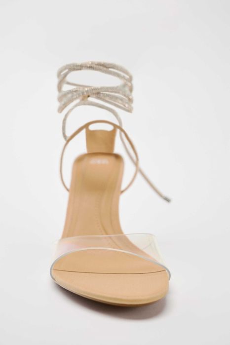 Нови елегантни сандали, номер 39