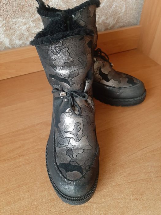 Зимние ботиночки  38 размер