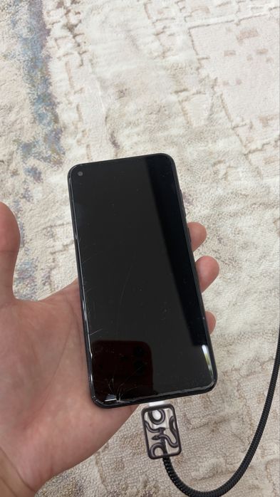 Самсунг А11 32гб б/у нормально качества