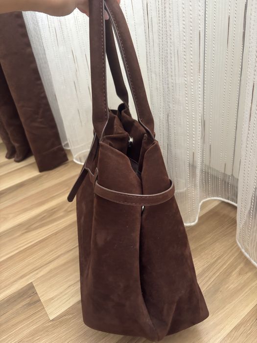 Кафява велурена чанта