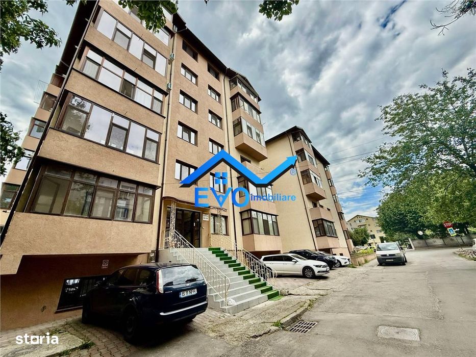 Apartament o camera, de vanzare, decomandat, loc de parcare, bloc nou,