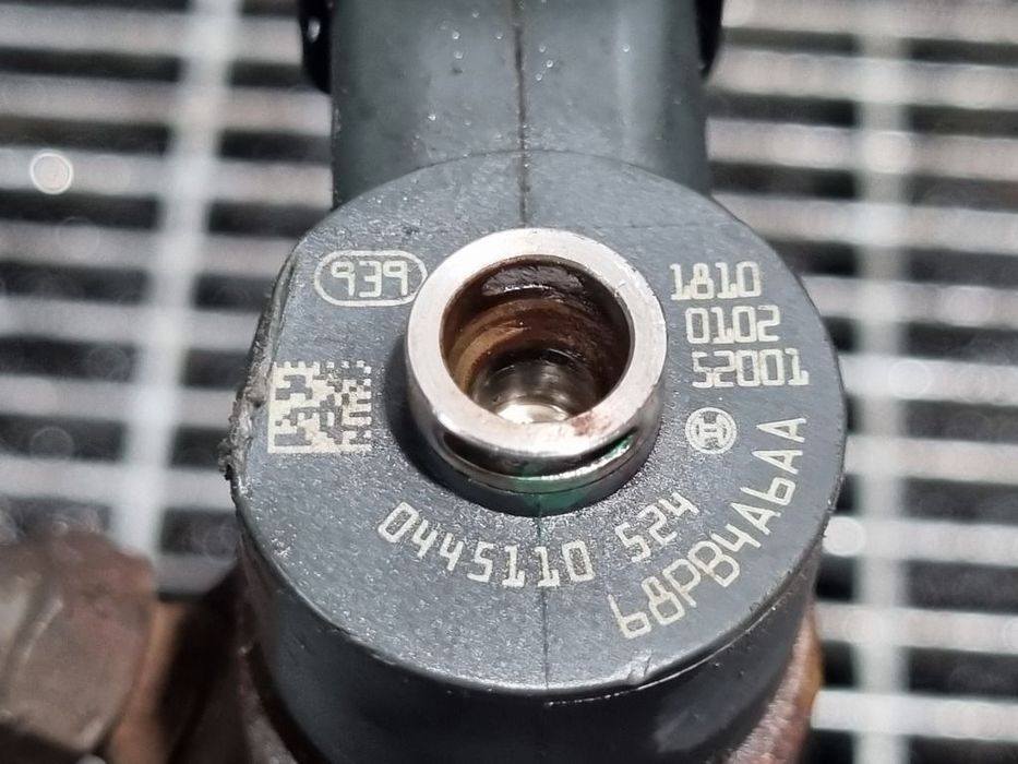 Injector Suzuki Vitara IV 1.6 D 2014 - 2018 120CP D16AA (1288) Diesel 0445110589