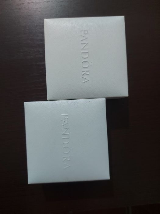 Коробочки для украшений PANDORA