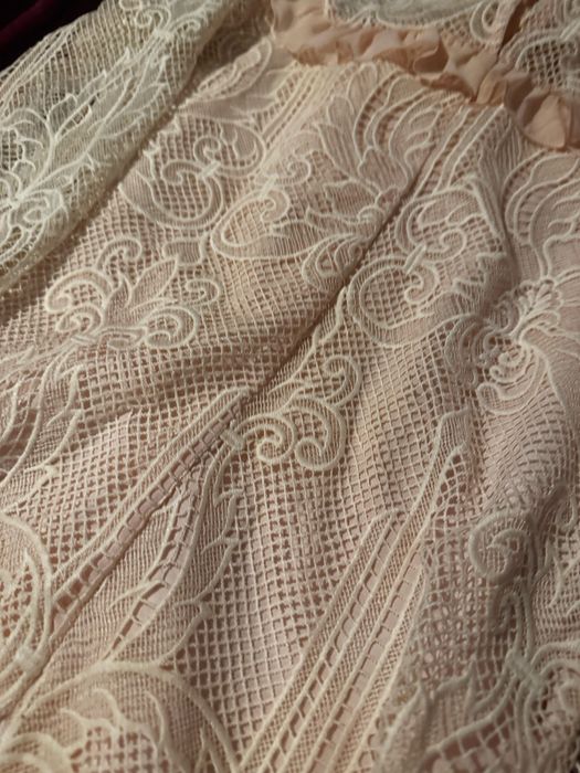 Официална розова  рокля. Намалена