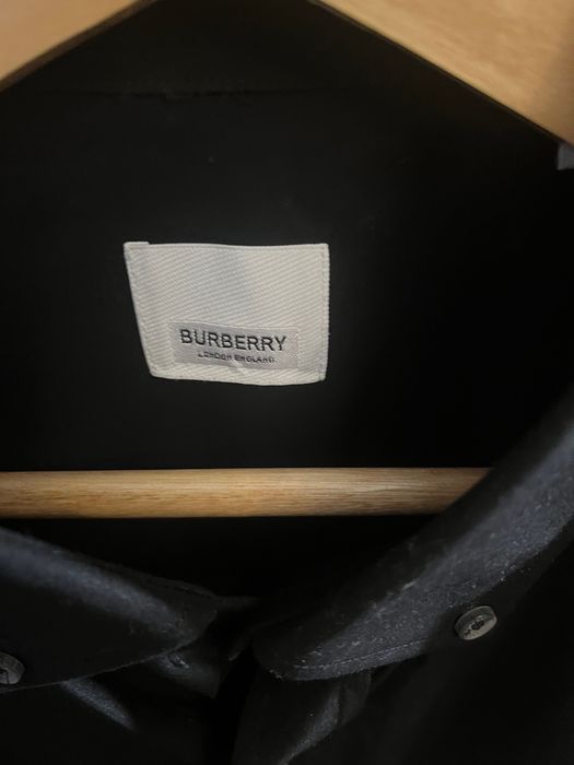 Риза Burberry London England