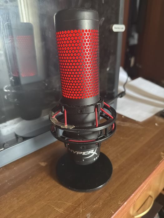 Продам HyperX quadcast : 25000 тенге
