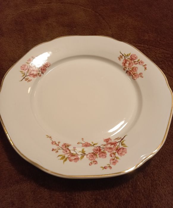 Platou+bol mari ( cu diametru de 30cm)din  porțelan  de C de Ag