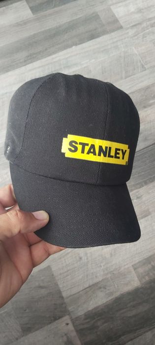 STANLEY-професионашна шапка със защита