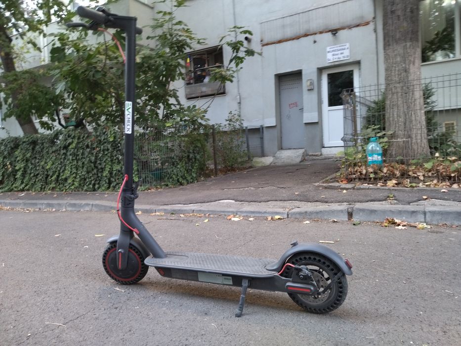 Trotineta electrica Xiaomi ca noua.