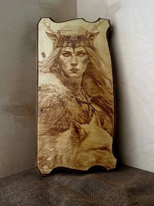 Продам нарды "Воительницы"