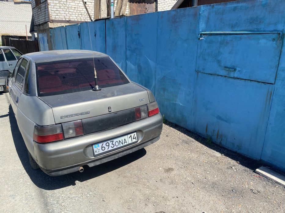 Продам ваз 2110