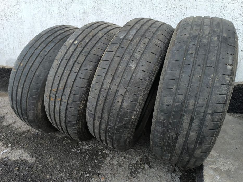 Продам комплект шин
