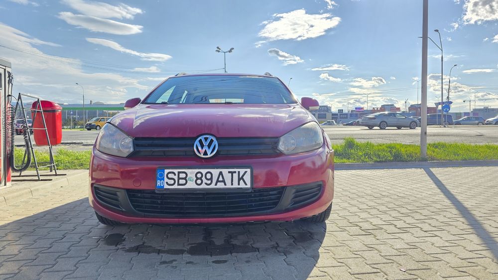Volksvagen Golf VI 1.6 TDI, de 8 ani masina familiei