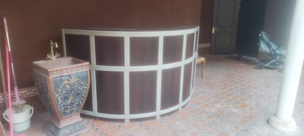 Стойка ресепшн reception сотилади