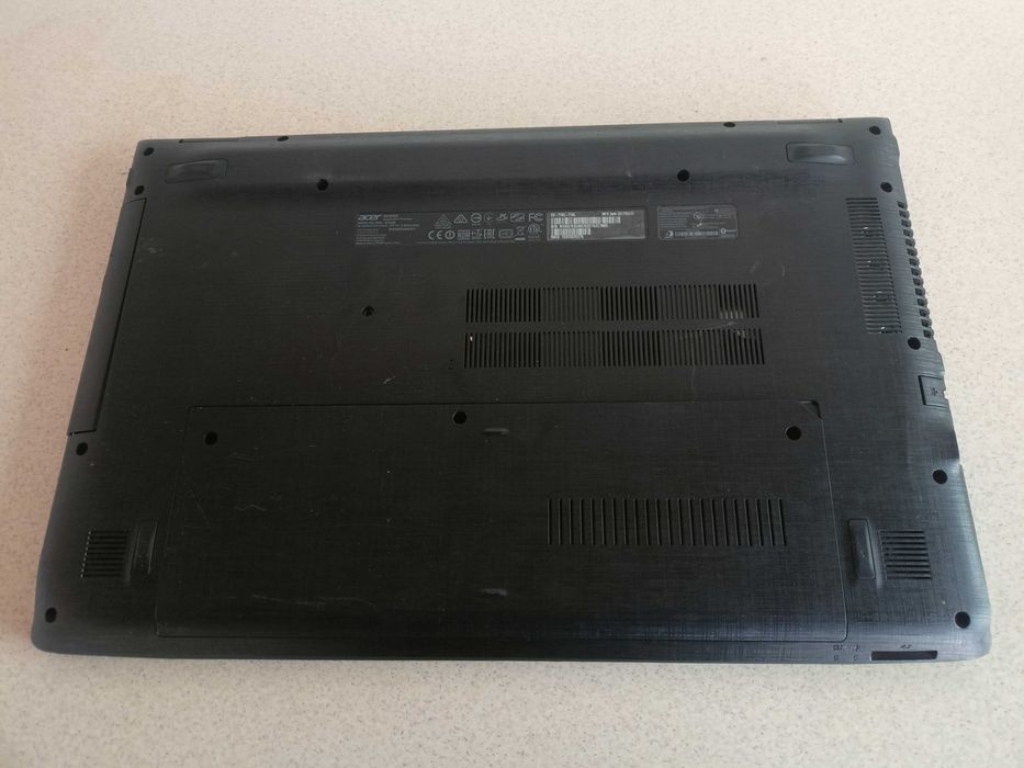 Elemente Acer Aspire E5-774G