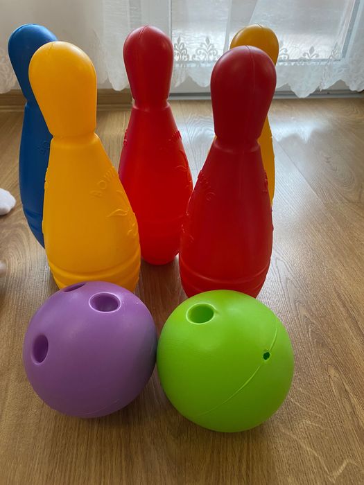 Детски играчки, и плюшени