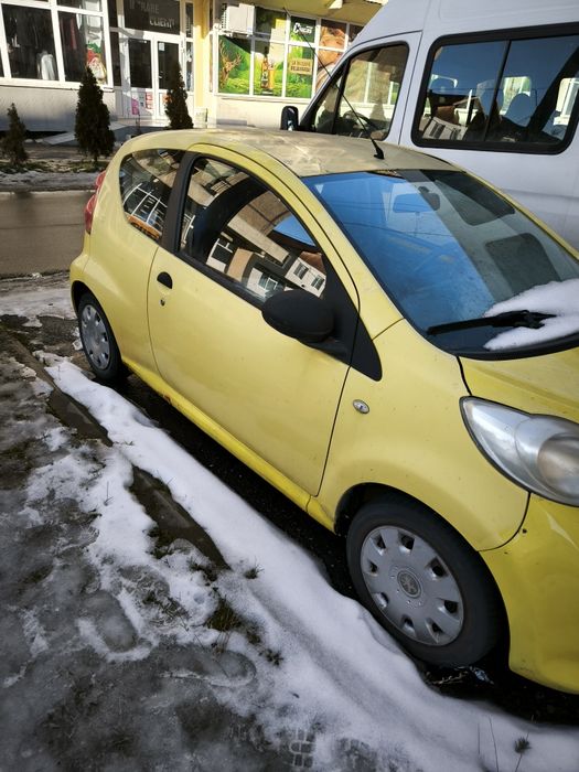 Peugeot 107 2007 1.0i – pornește – pentru piese