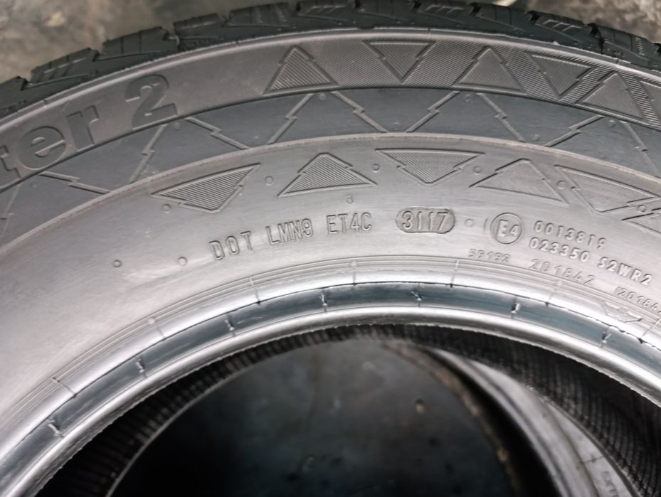 Anvelope de iarnă 225 75 16c Continental Vanco Winter 2