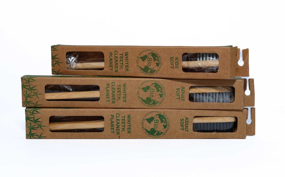 Бамбукова четка за зъби с нано сребро за деца/възрастни и с активен въглен