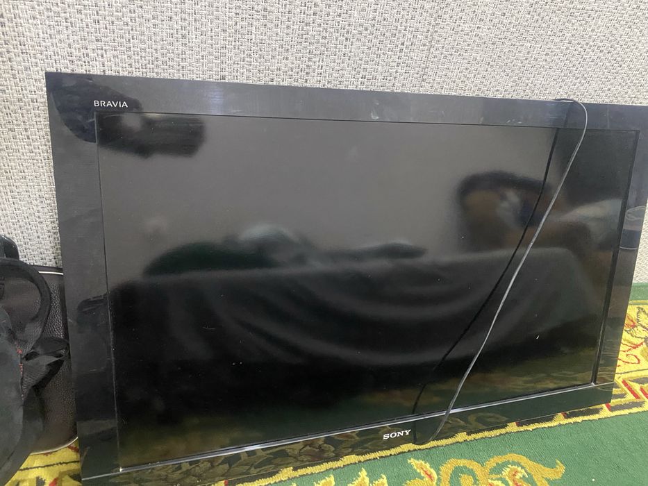 Телевизор Sony 108дюйма