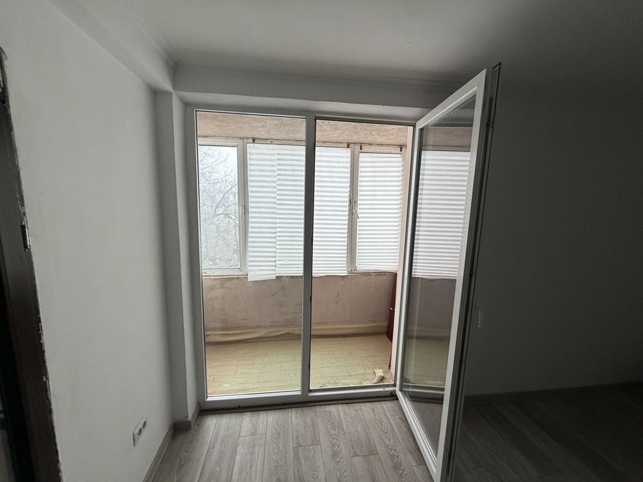 Apartament de închiriat