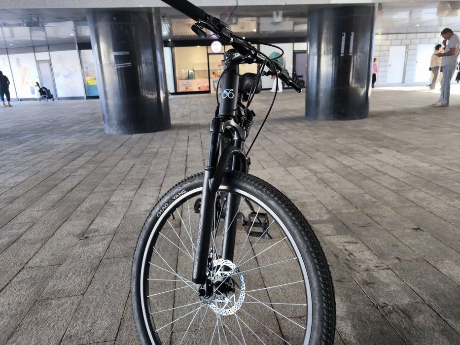 Продаю вел Leinak этого года