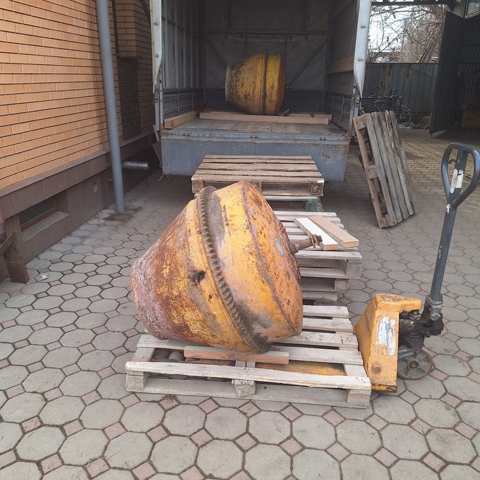 Груша на бетономешалку