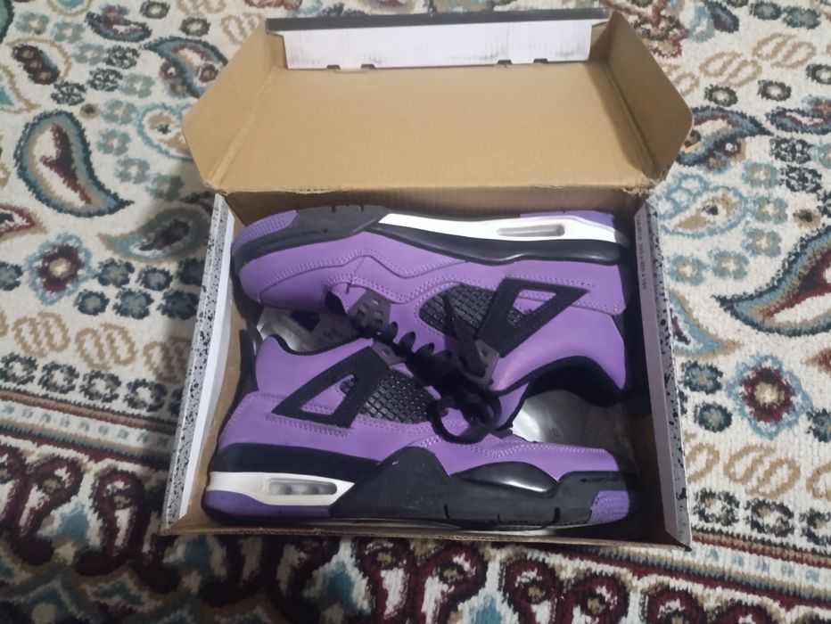Jordan 4 фиолетовые