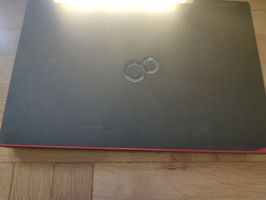 Fujitsu e5440 i7
