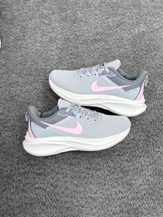 Nike Zoomx   boost