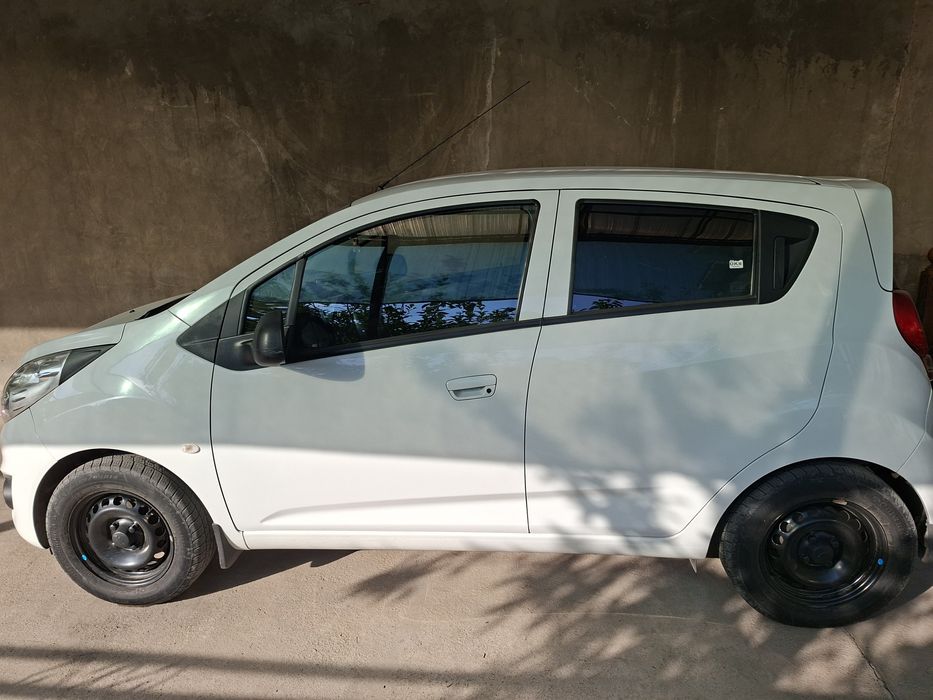 Chevrolet Spark  2