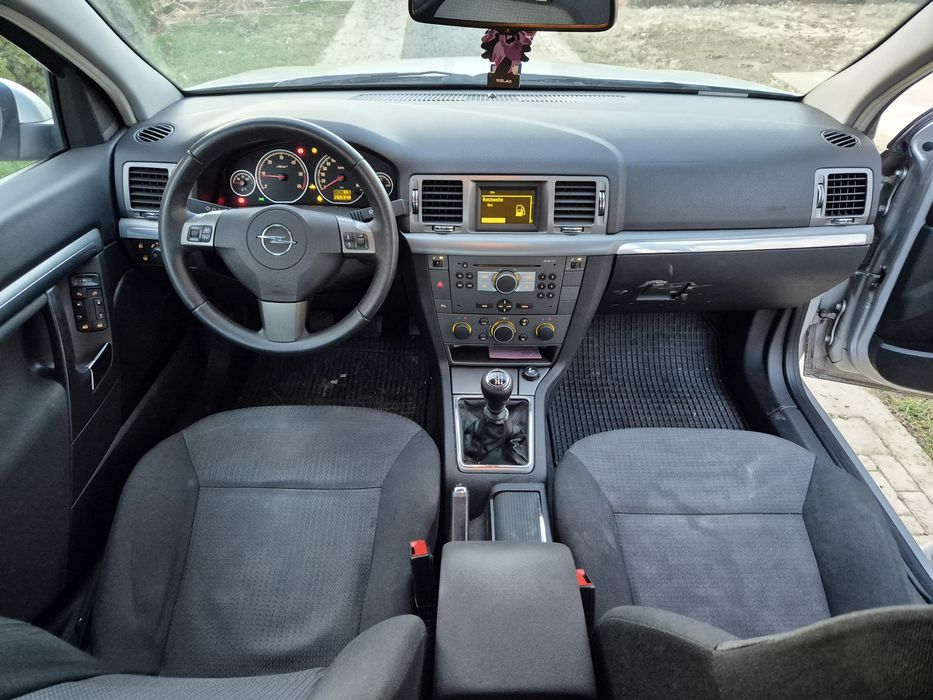 Opel Vectra C Facelift 1.9 CDTI 6+1 Viteze  Xenon Parktronic Tempomat