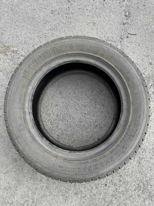 Продам 225/55/16 Pirelli зима Б/У