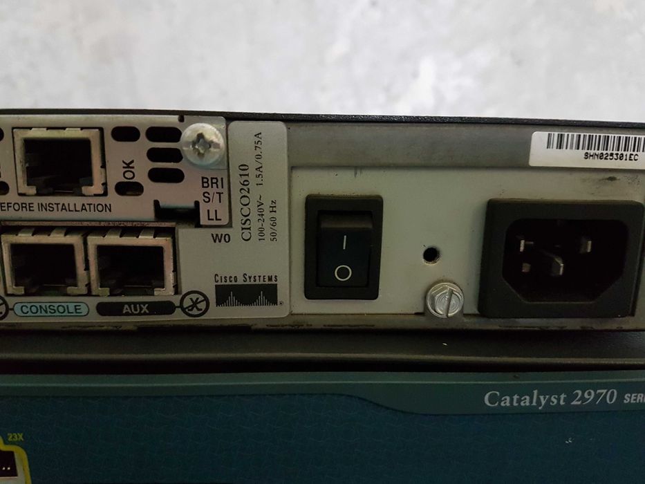 Коммутатор Cisco Catalyst 2970 и роутер Cisco 2610 , б/у, продам.