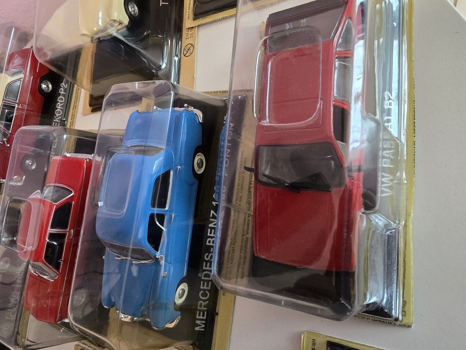 Machete Mașini de legenda 1/43