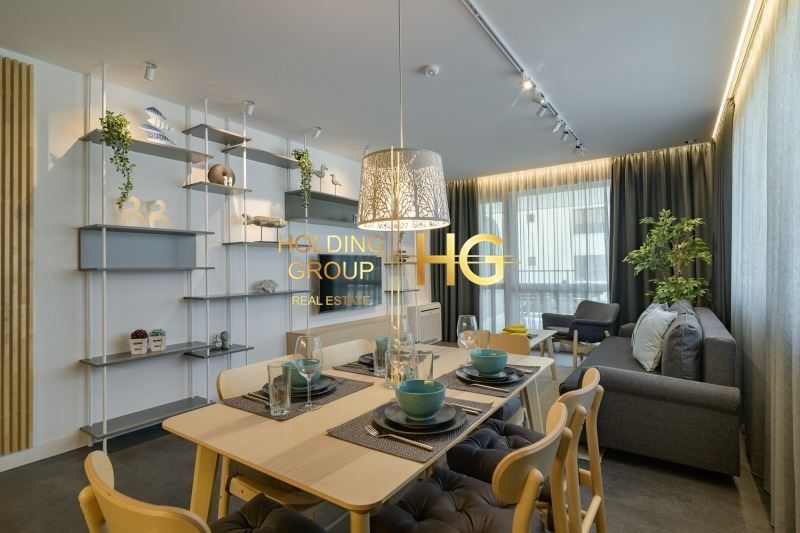 Продава се Тристаен апартамент в Варна, Бриз - 92 кв.м за 3250 €/кв.м - Снимка #8