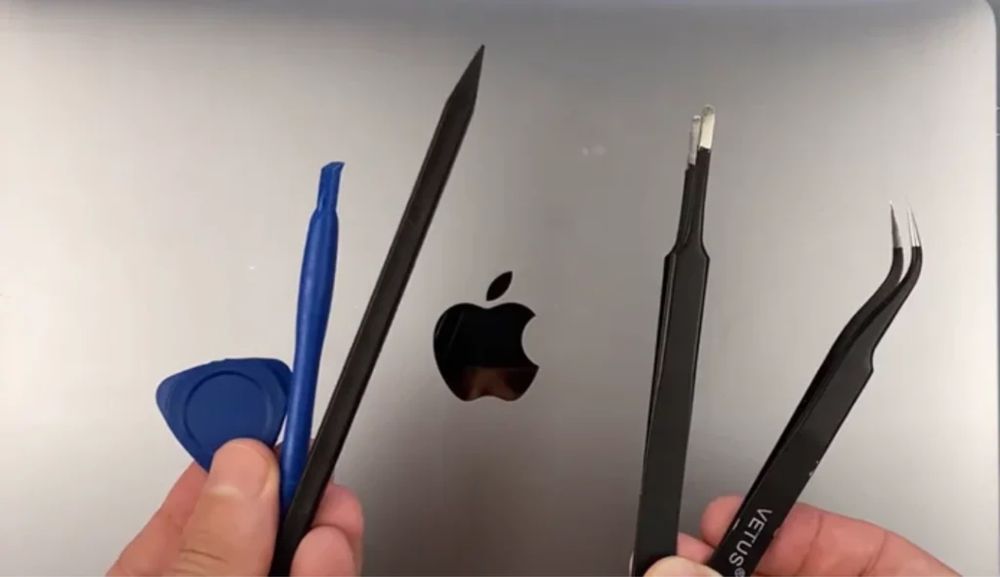 Ремонт Mac Book, замена Экранов Mac Book Air