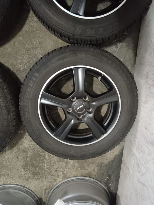 Jante 16 5x114.3 et  38 KIA Dacia Hyundai +205/60/16 iarna