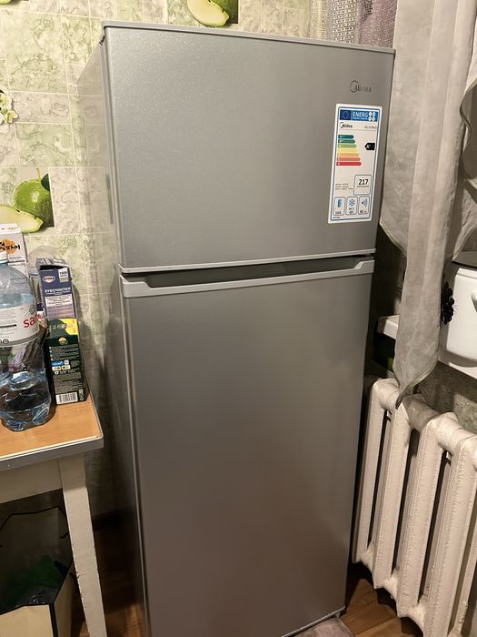 Холодильник Midea