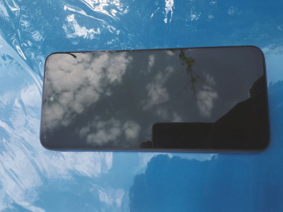 Redmi not 10 128 gb sotiladi.