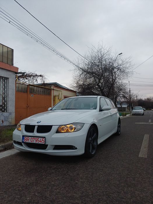 BMW seria 3  320  E91   M47 anul 2006