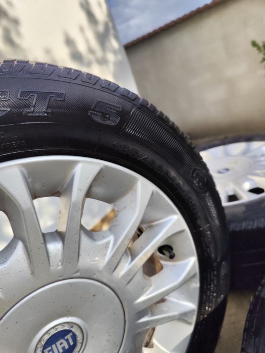 Set 4 roți complete Fiat R15 – de buget