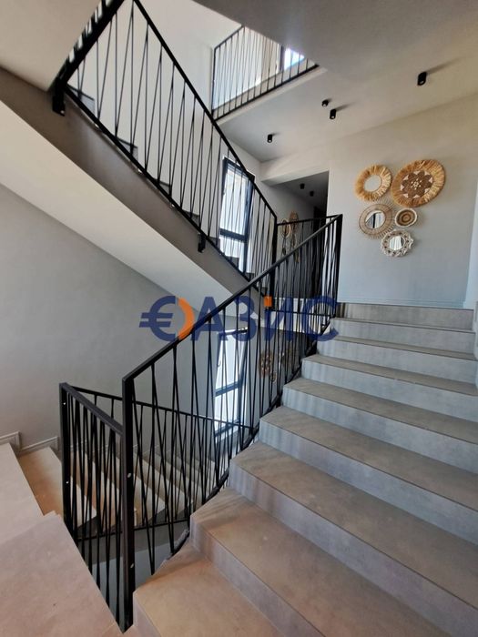 Продава се Двустаен апартамент в Созопол - 79 кв.м за 1455 €/кв.м - Снимка #8