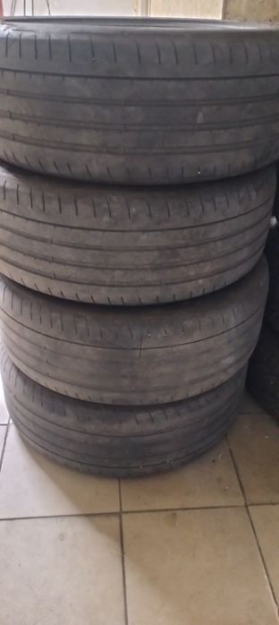 Продам комплект резины размер 245/45/20
