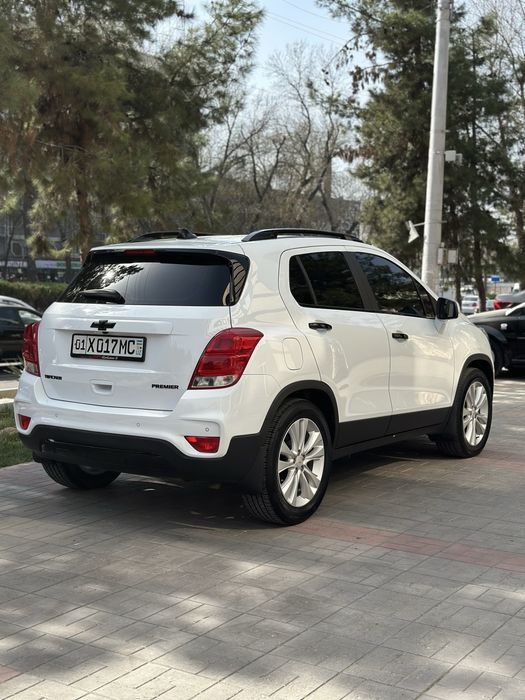 Tracker premier propan full toza