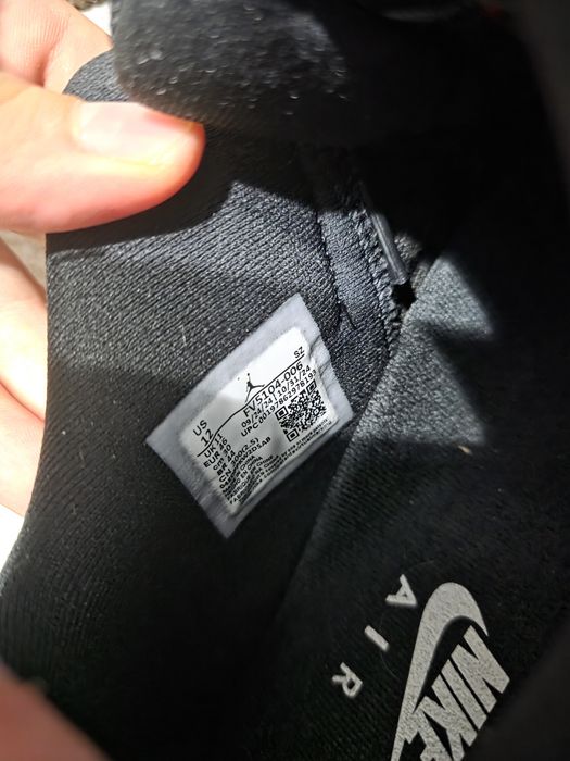 Jordan 11 retro Bred low