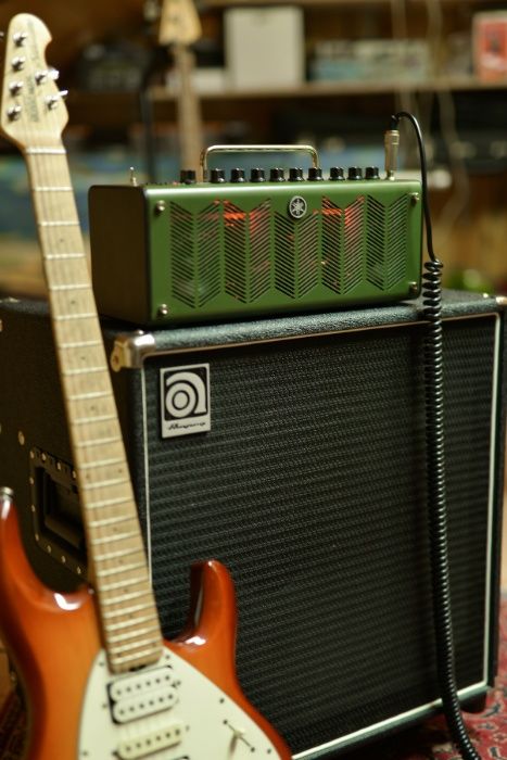 Гитарный усилитель Yamaha THR10X