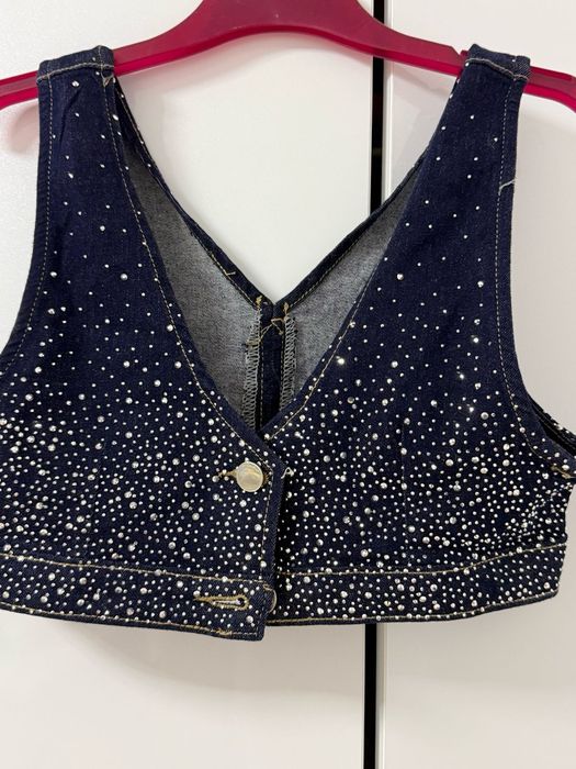 Top cu pietricele